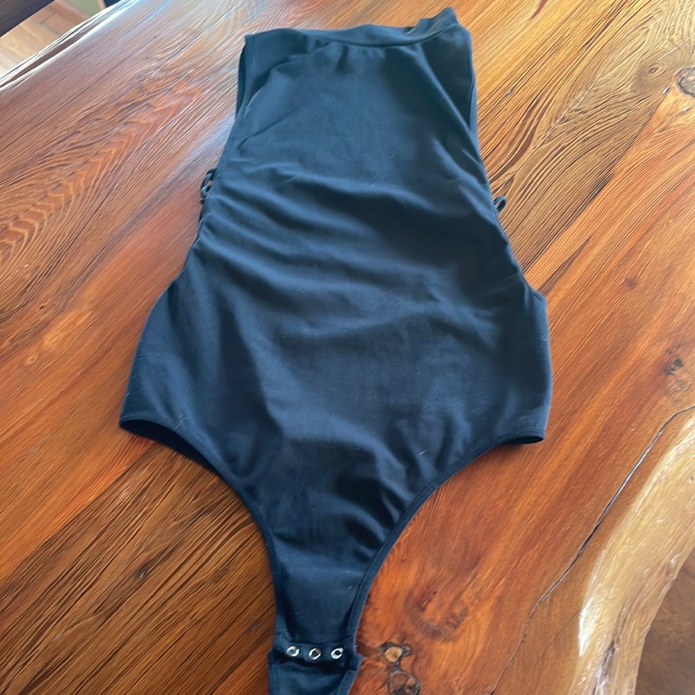 Free People Intimately Lace up side Bodysuit. Mock neck. Black size M/L